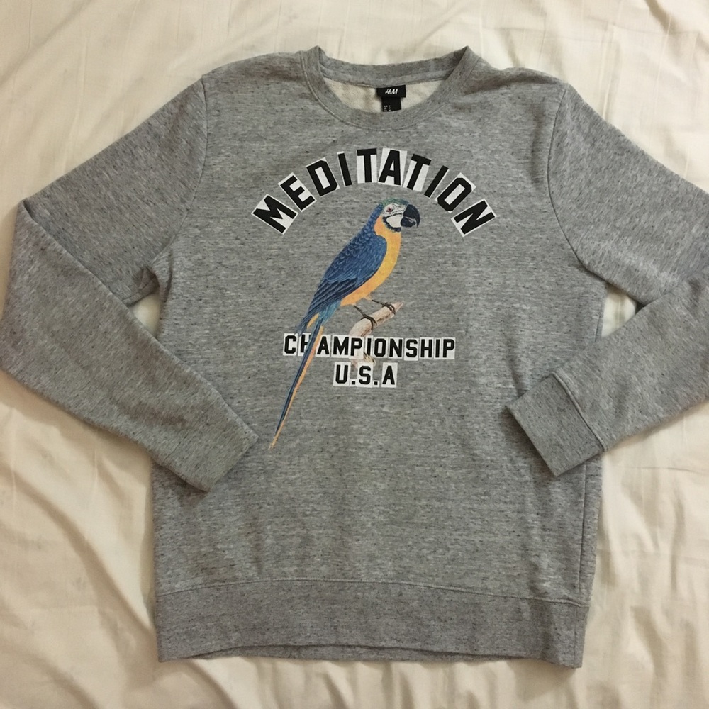 H&M Men’s M Meditation Championship Parrot Sweater